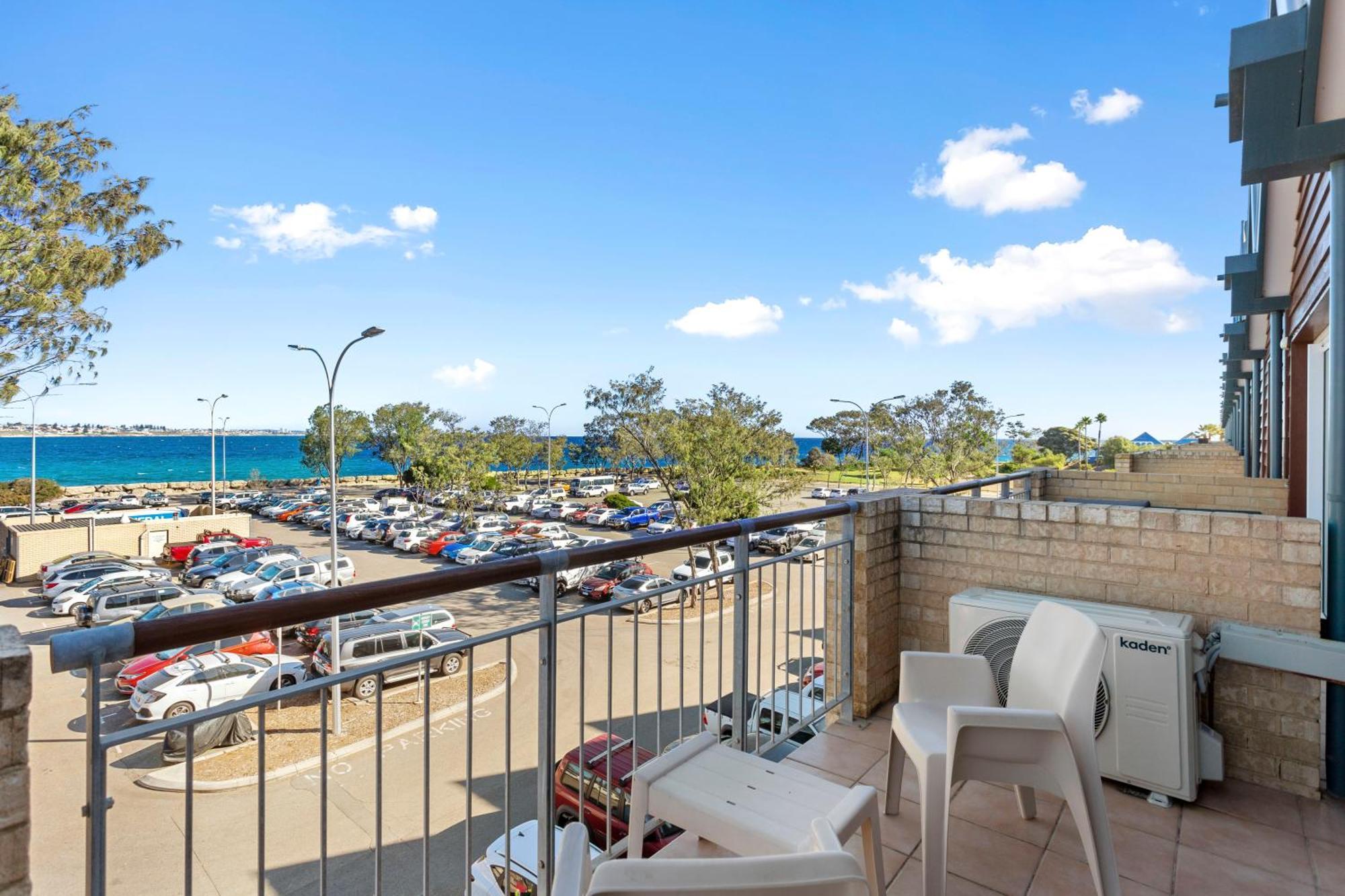 Nautica Residences Hillarys Perth Exterior foto
